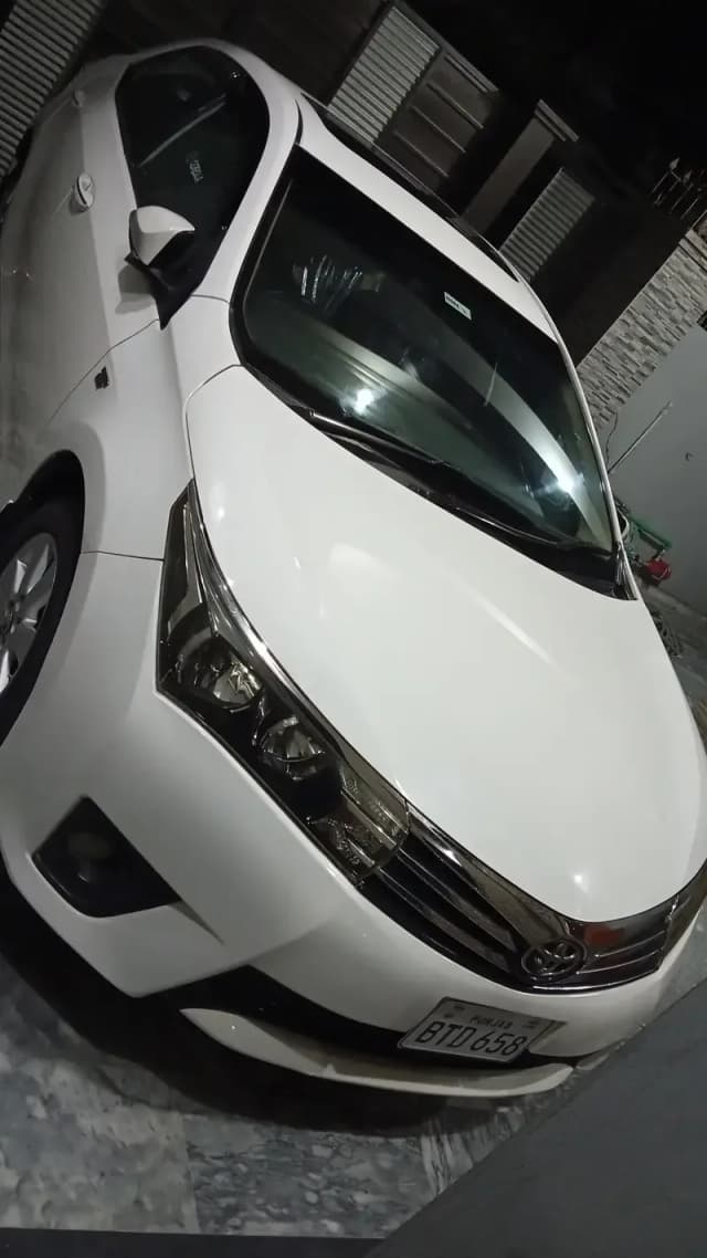 Toyota Corolla Altis Grande 2017   | Genuine & Well Maintained |