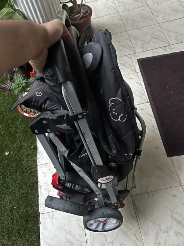 Baby stroller /pushchair for sale in Abbottabad