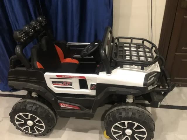 Remote control car