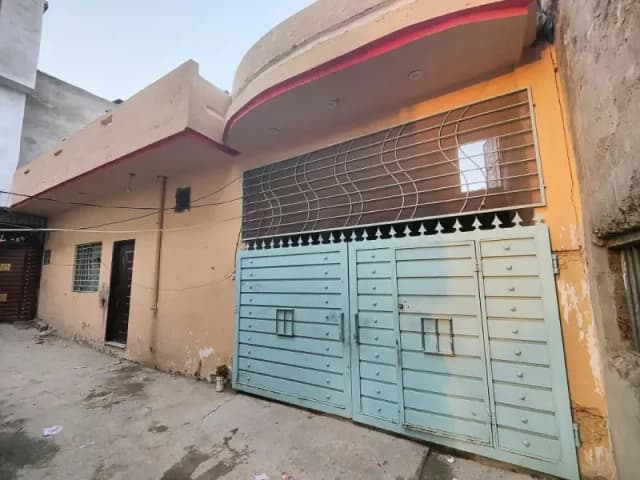1 bedroom Tv lounge drawing room single Storey small House available for rent in Defense Road near Zebi clinic