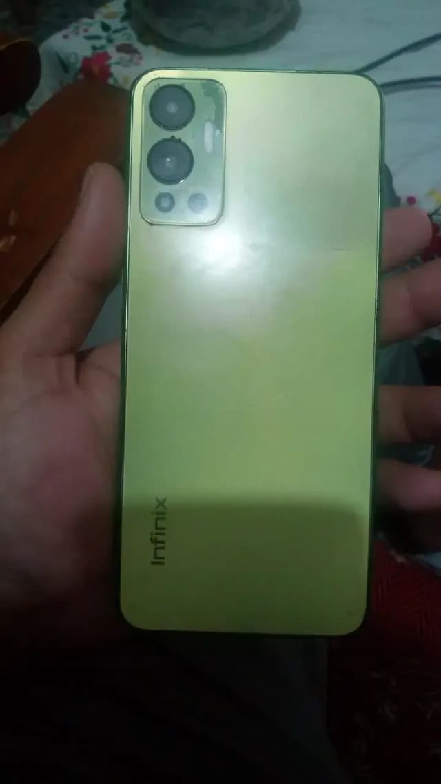Infinix Hot 12