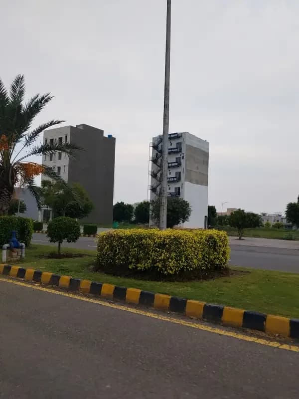 5-Marla Commercial Plot Prime Location For Sale In New Lahore City Phase 2 Near To 1 Km Ring Road SL 3