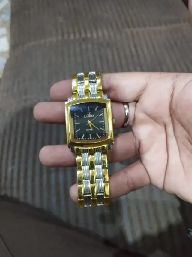 Men's vintage style watch