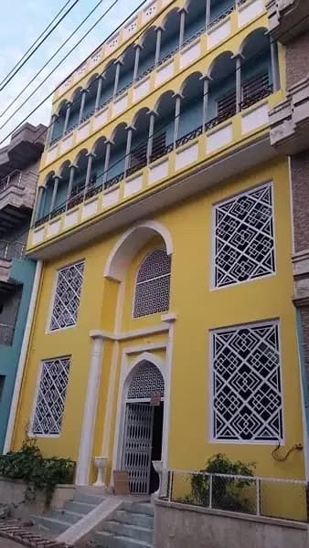The Crown Palace Boys Hostel(1-2-3-4)Near ARID UNI & Metro.