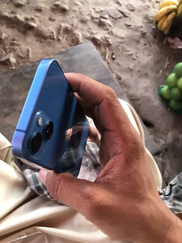 Apple iPhone 13 pta