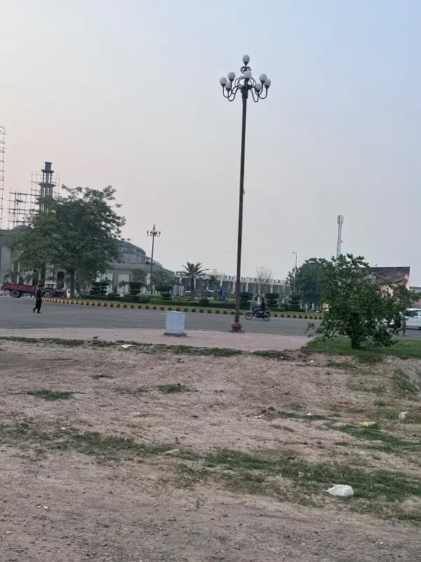 Prime Commercial Plot for Sale Park View City Lahore | Just Steps from Main Roundabout