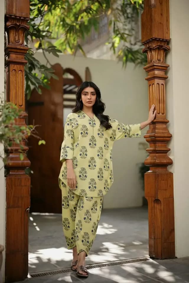 3pc Stitched Lawn Articles
