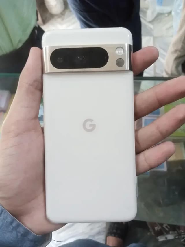 Google Pixel 8 Pro