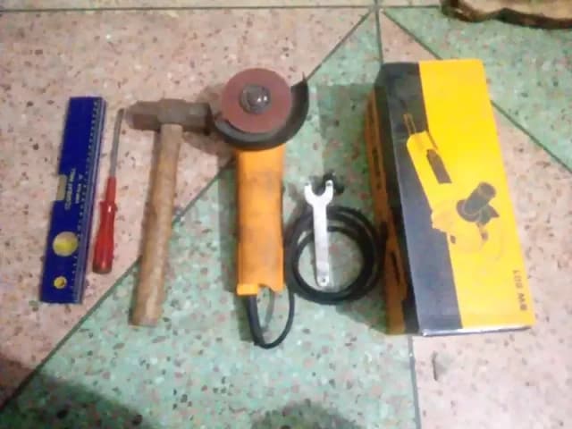 Angle grinder 5 inch