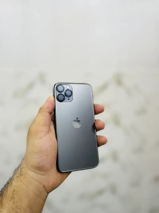 Apple iPhone 11 Pro 0313/4618/711 Contact only this number