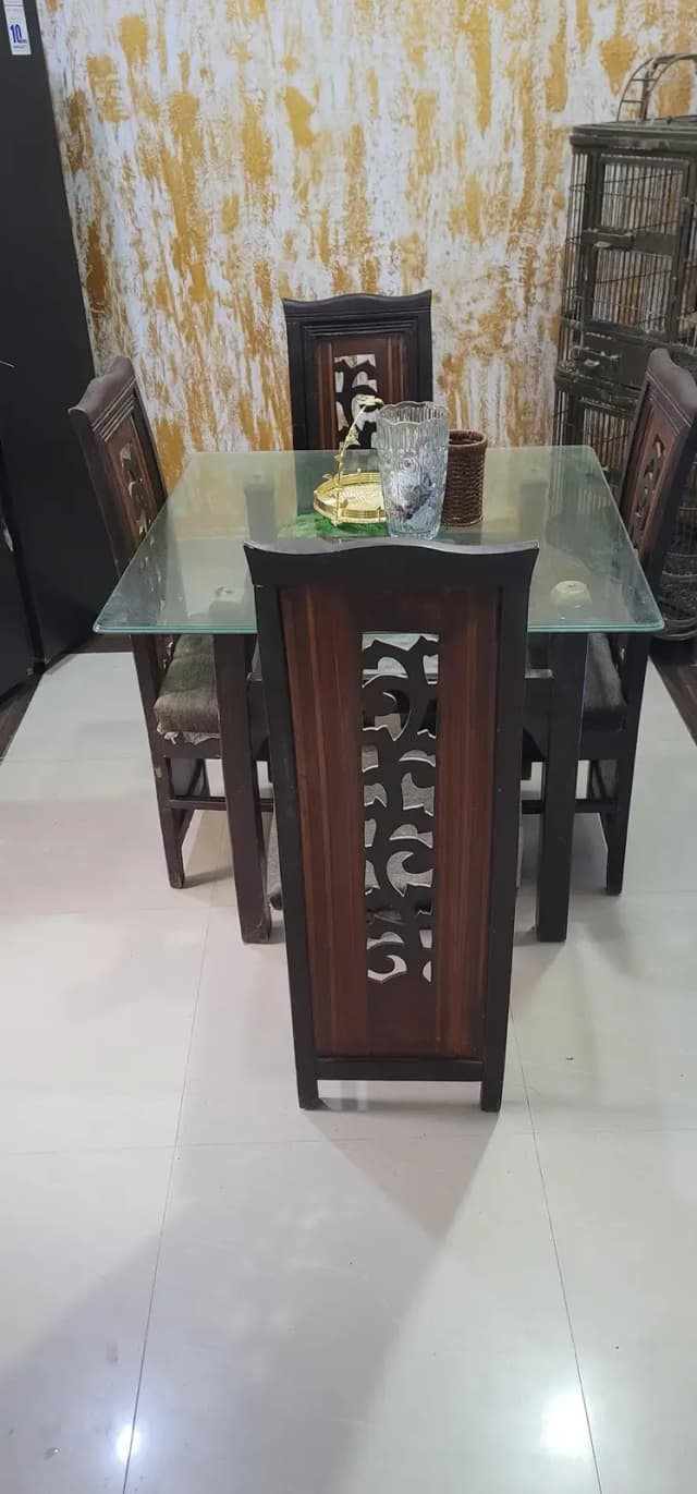 solid wood dining table 4 seater