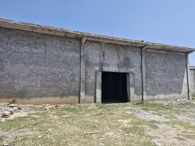 10,000 Sq Ft Warehouse Available For Rent