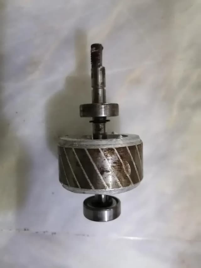 yah superashi ka fan ka baring ha fan ka under wala purza