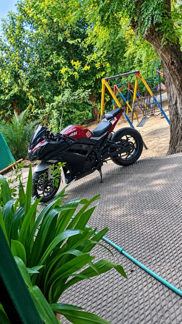 Kawasaki ninja zx10R replica