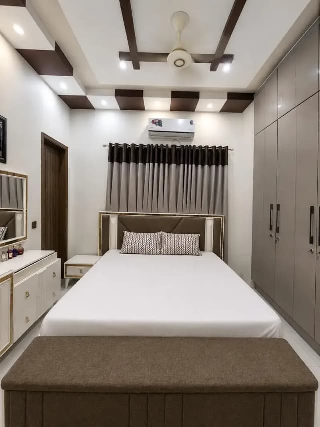 Bed sat