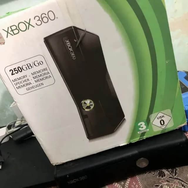 X Box 360 (250GB)