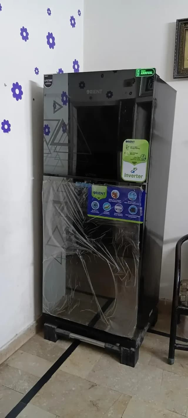Orient full size Glass door