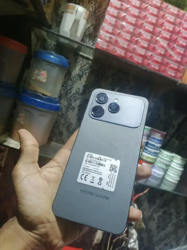 Tecno Spark 40 With Box