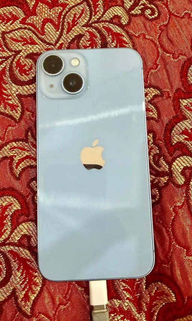 Apple iPhone 14