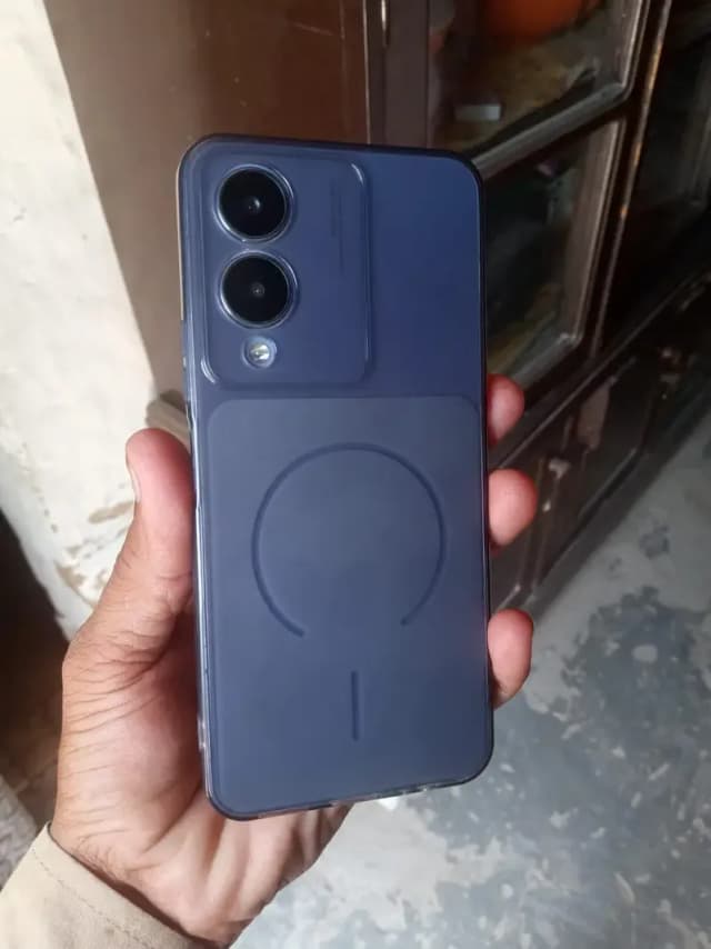 Vivo Y17s 4+128.03174014580. whatsapp