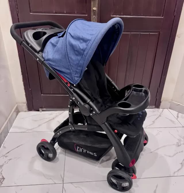 Baby Pram – Tinnies (Slightly Used)