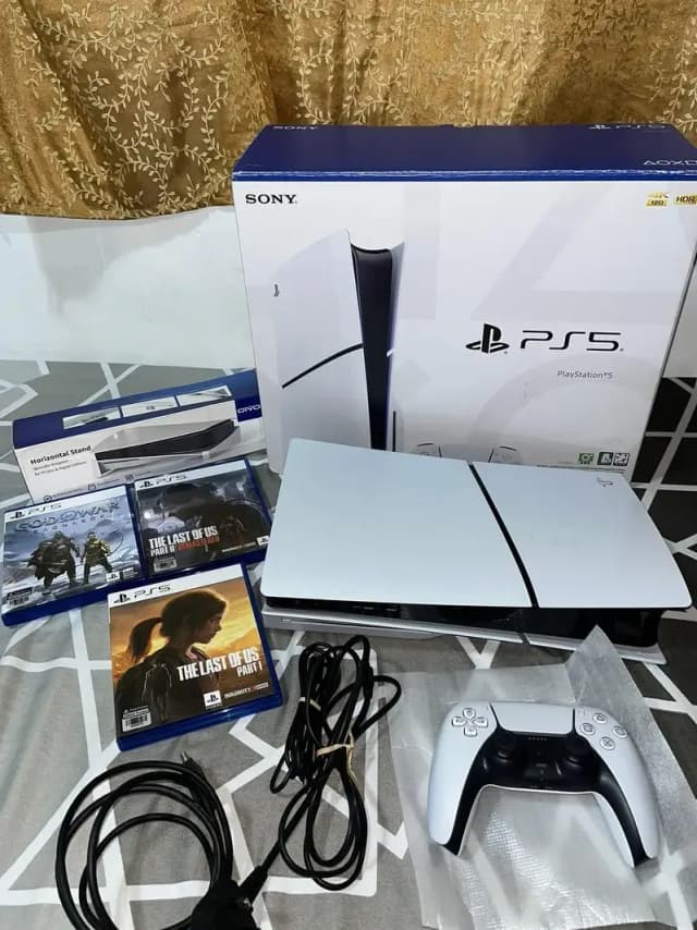 Ps5 pro with box Disk edition 1tb  Condition:1 months used 10/10