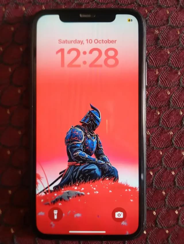 Apple iPhone XR
