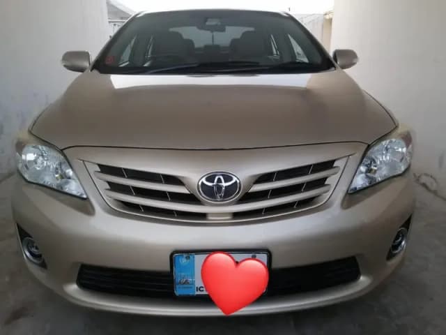 Toyota Corolla Altis 2012