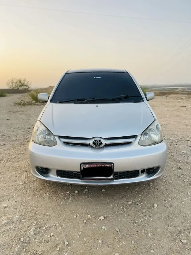 TOYOTA PLATZ