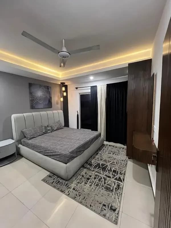 Flat for rent 1bed ROM full furnished apartments safe and scour 100%coupe allow