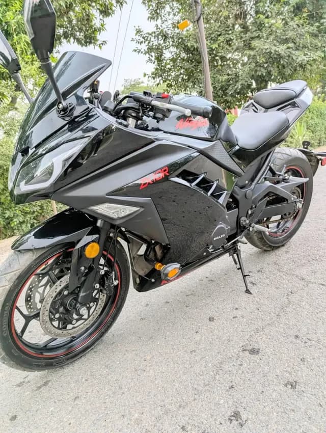 Kawasaki Ninja ZX-10R, 2 cylinder, 400cc