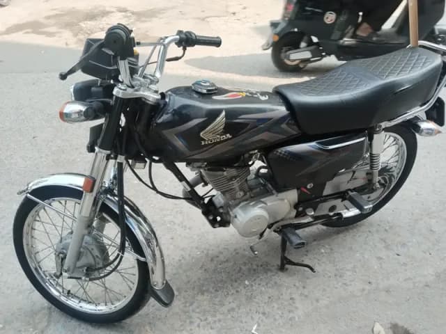 Honda CG 125 2025