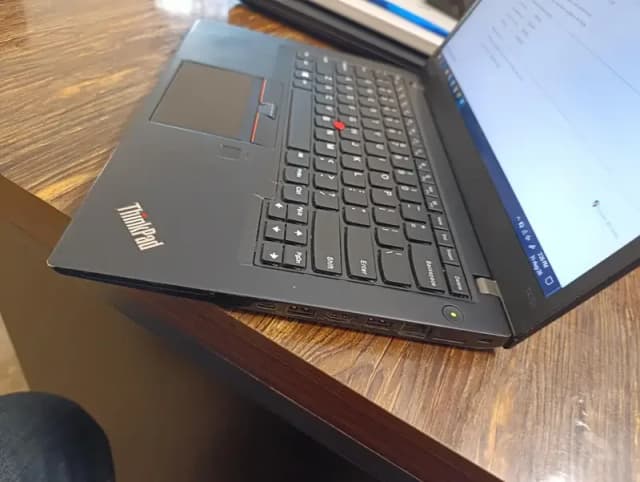 Lenovo ThinkPad (Model: 20HGS02M00) - Core i5 7th Gen | Urgent Sale