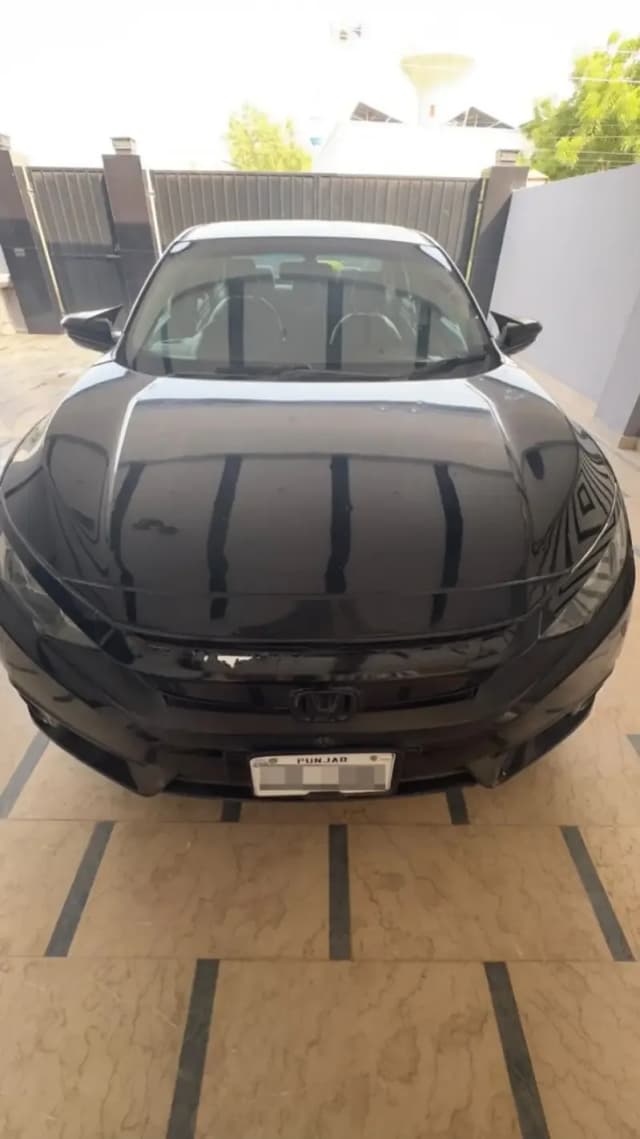Honda Civic Oriel 1.8 i-VTEC CVT 2017 Model