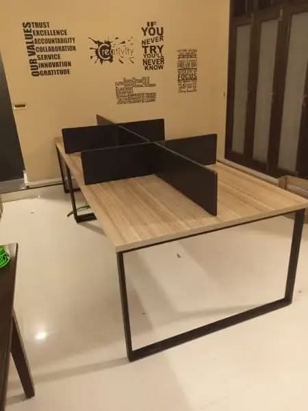 Workstations for 4 , 6 Or 8 Persons , Modern Aesthetic Workstations ,