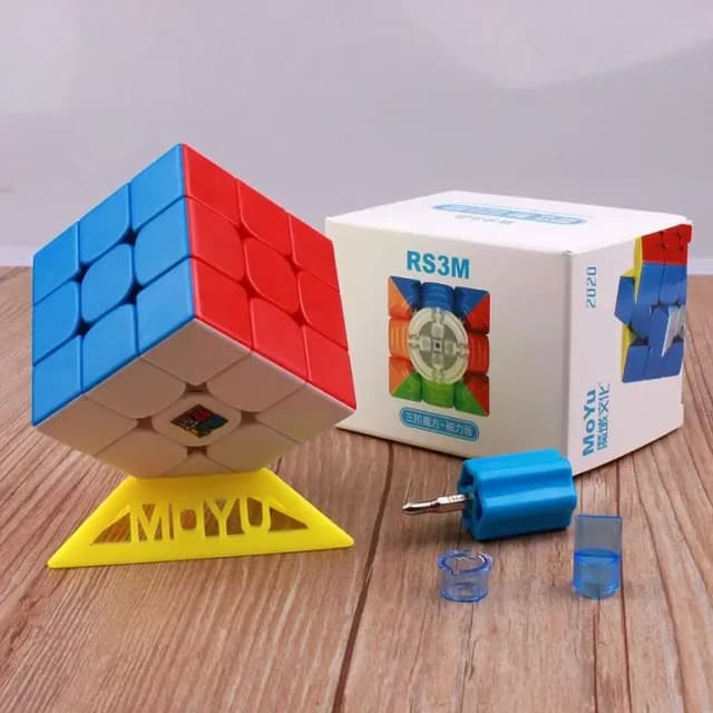 Moyu RS3M 3x3 Magnetic Speed Cube Puzzle Toy - Stickerless Design, Model R3SM