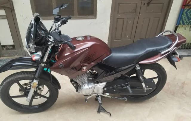 YBR 125G for Sale in Matt Orange color