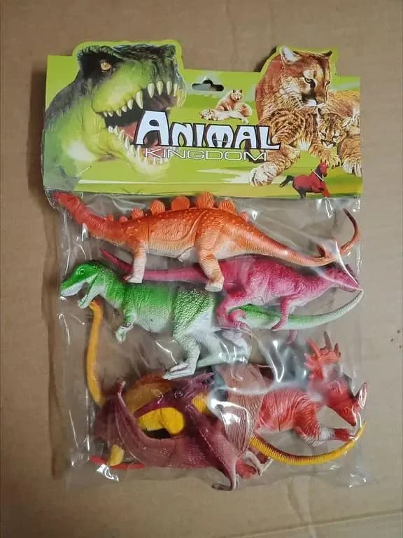 Animal Kingdom 6-Piece Dinosaur Set for Children