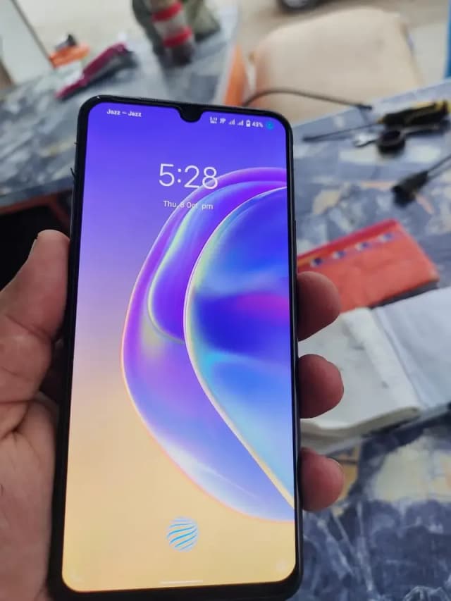 Vivo V21e