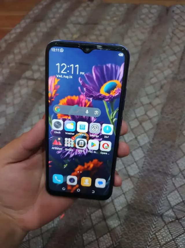 Tecno Spark 6 Go with box charger