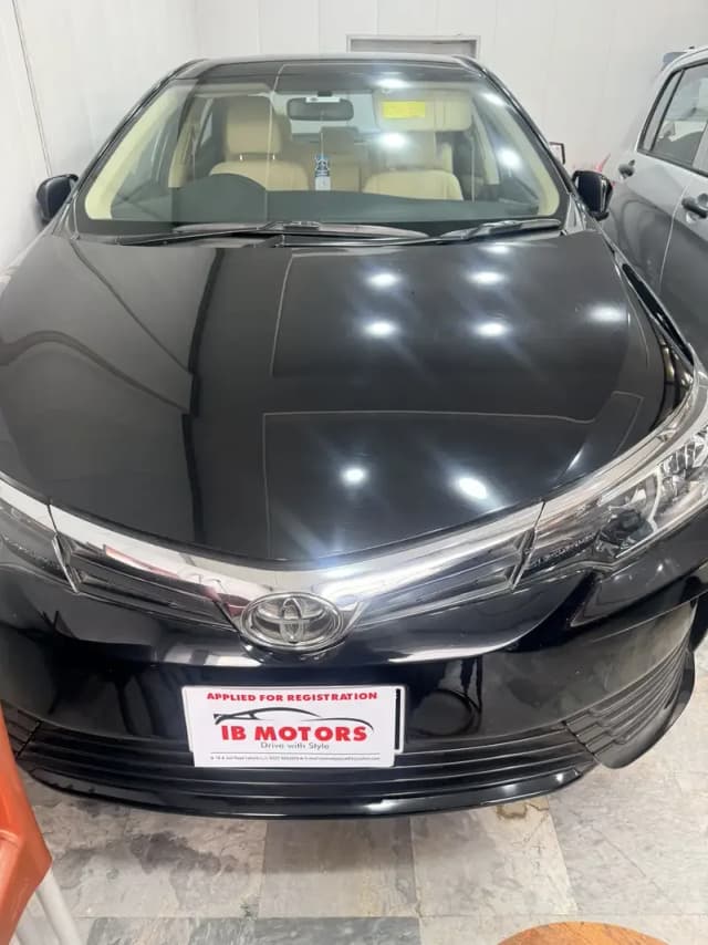 Toyota Altis Grande 2017 total genuine paint
