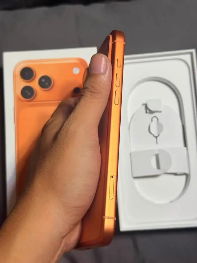 iPhone 17 Pro Max 256gb 25 cycle pta approve