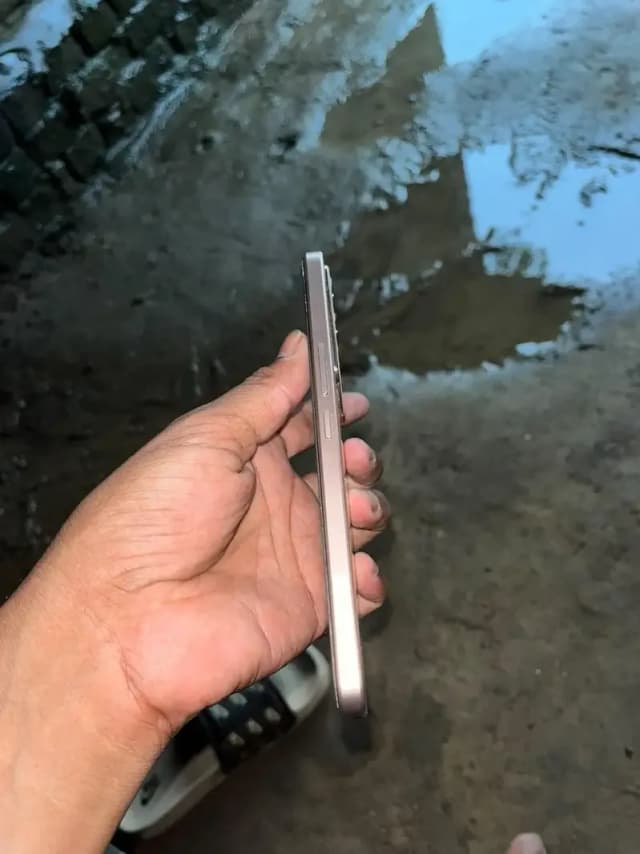 Vivo V29e 5g urgent sele 256 gb