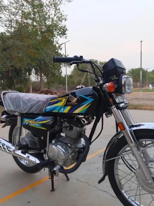 Honda CG 125 for Sale – Model 2026 – Almost Brand New