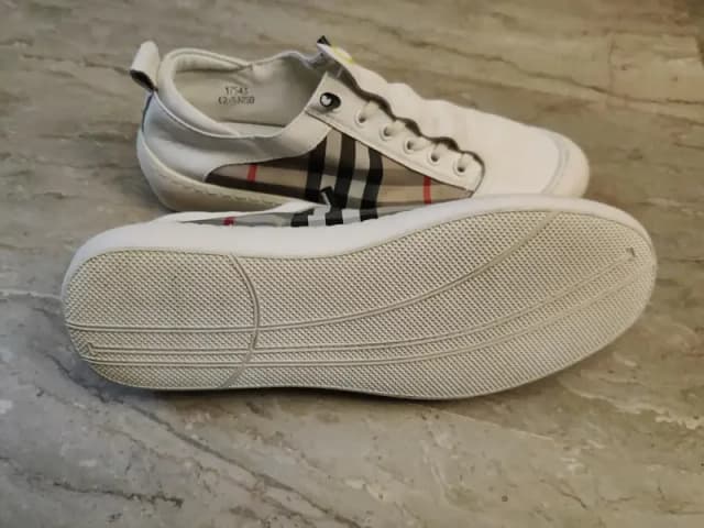 linfun sneakers