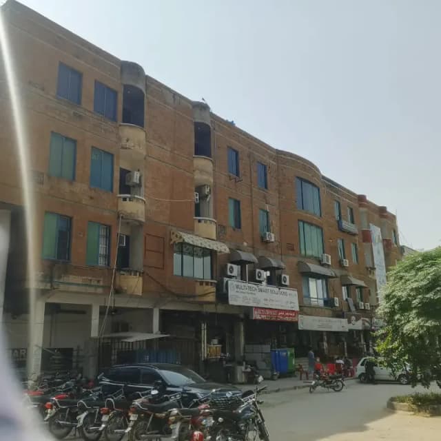 3rd floor Studio office available for rent in i8 Markaz