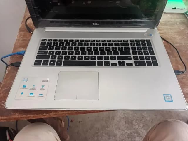 Core17 8Gen || 16GB DDR4 || 256GB SSD || 500GB || HDD 7"INch LCD 1080P