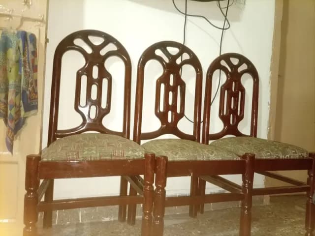 For sale dining Table with 6 chairs set 3 table