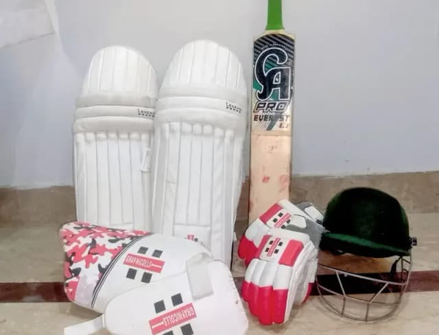 hard ball kit used but new condition  for sale