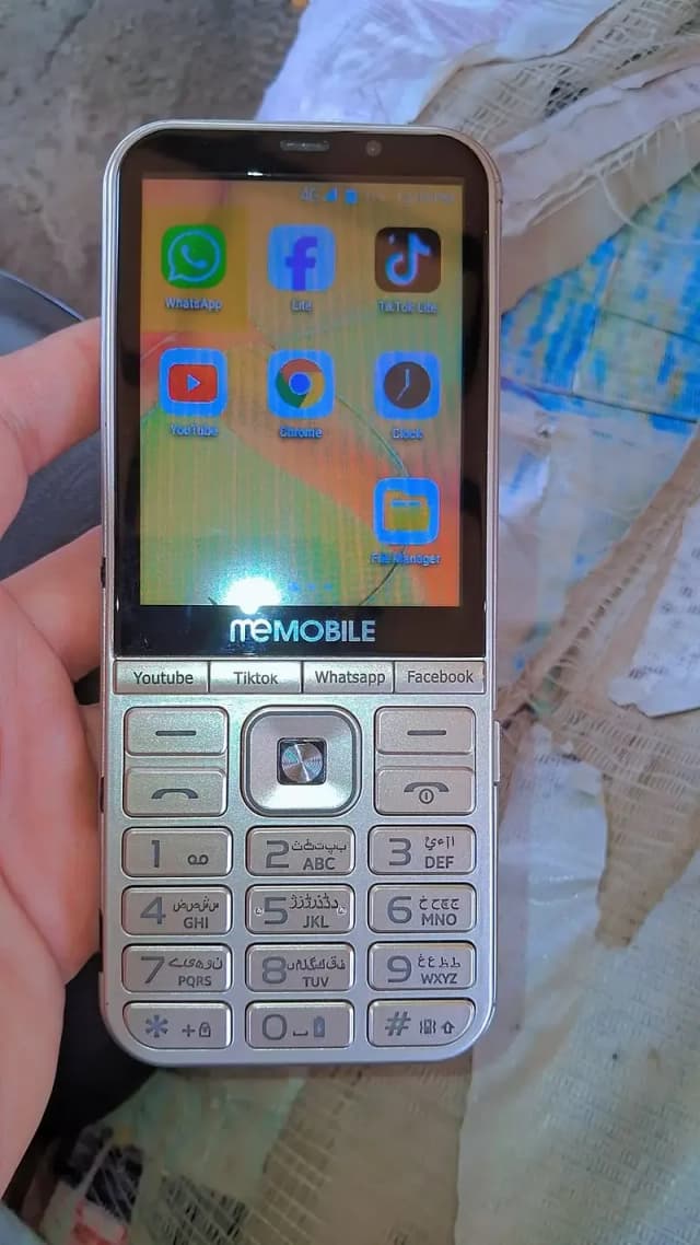 Me Mobile Magic 4g pro